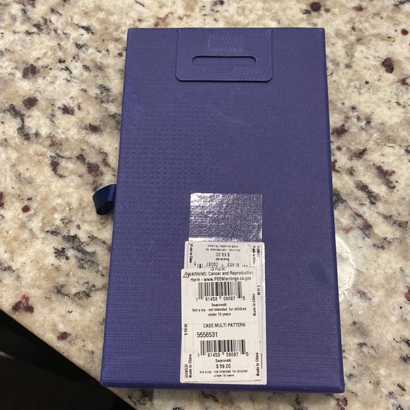 Swarovski case for iPhone 11 Pro - Minnie Mouse Disney - Picture 2 of 6